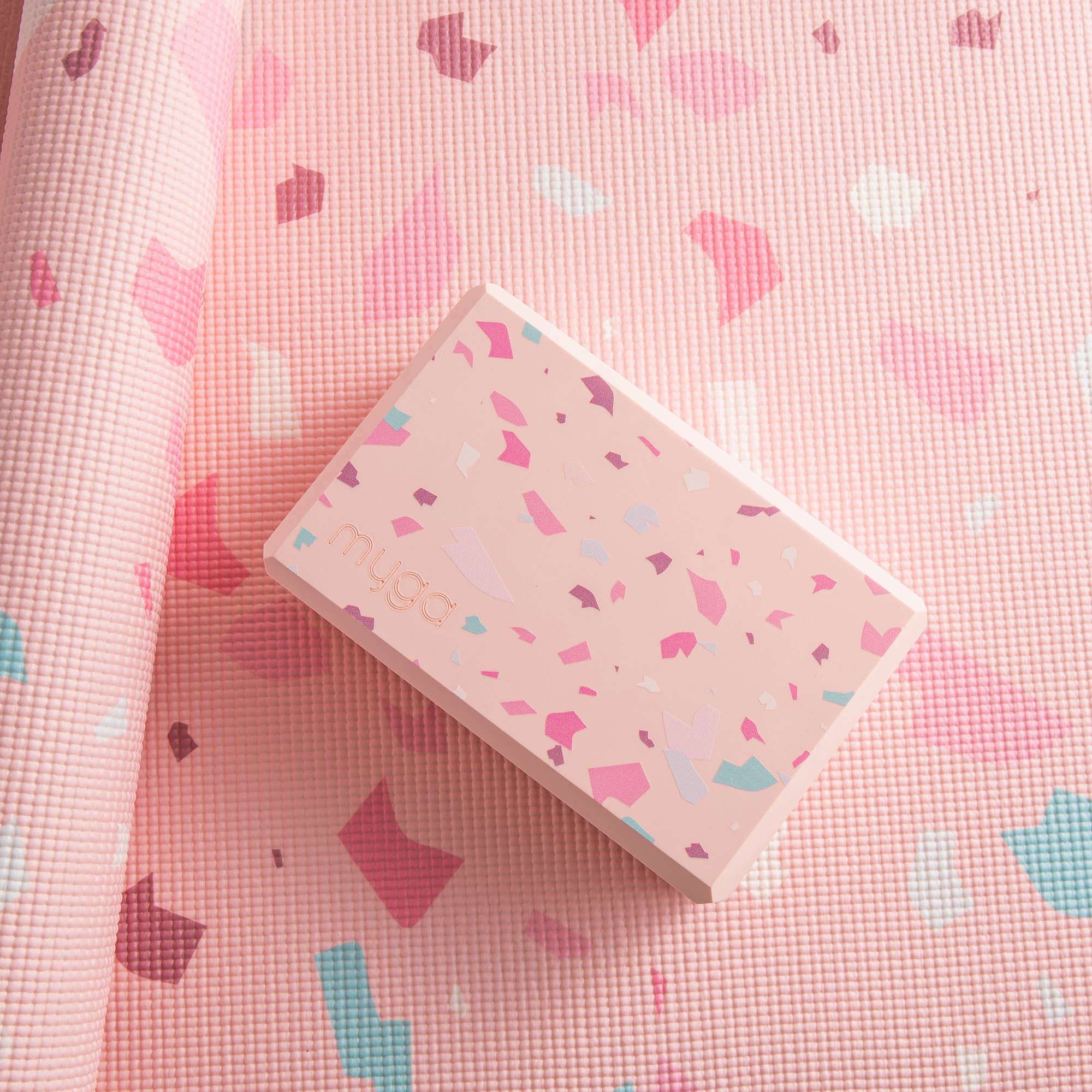 Jogos (balansavimo) blokelis | Stylish Yoga Block Terrazzo Myga - Lanksti.lt